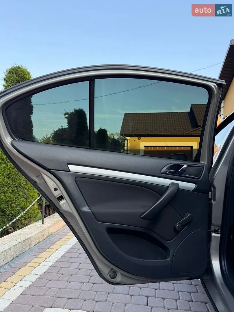 2011 Skoda Octavia - мініатюра 20