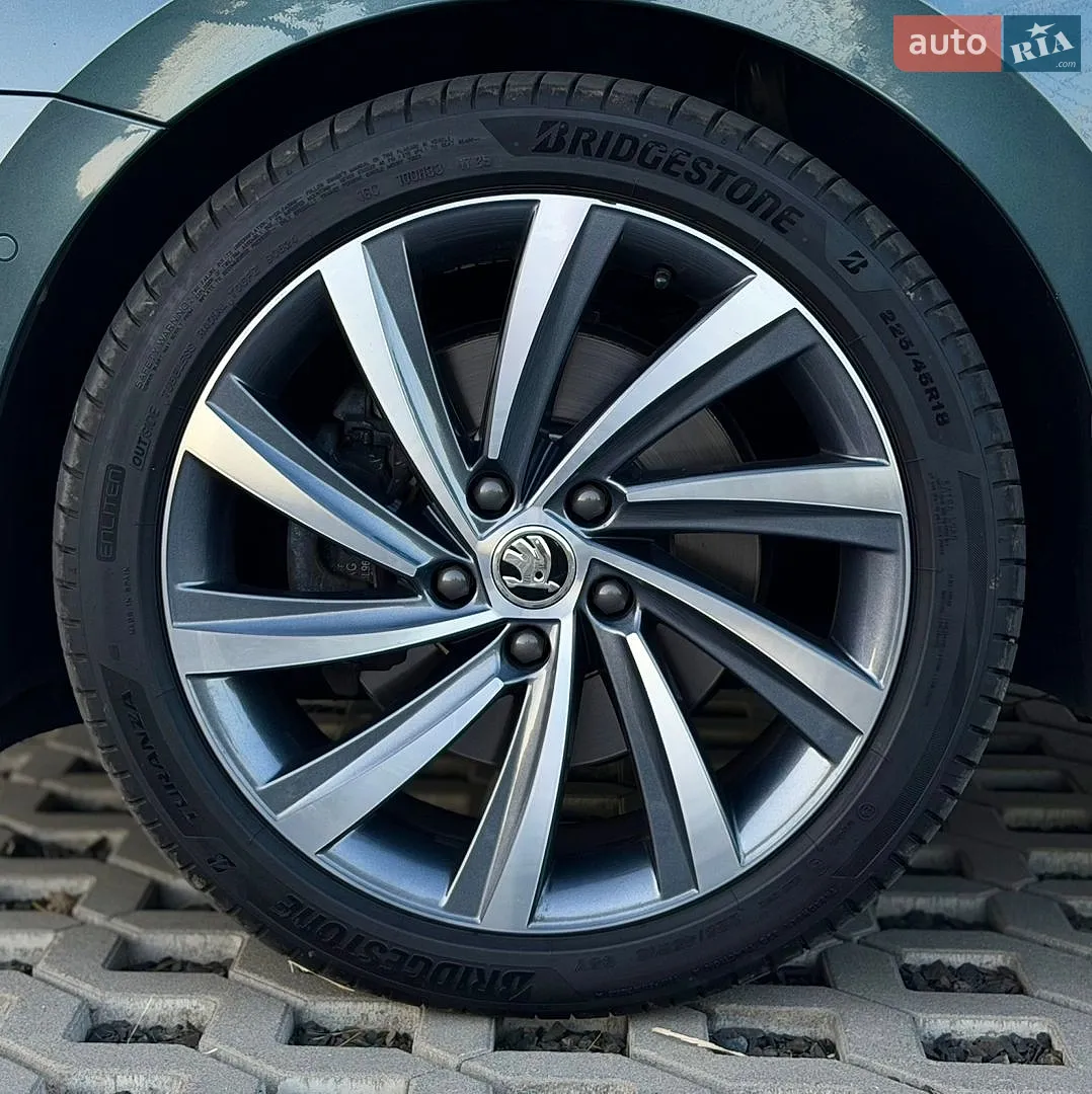 2021 Skoda Octavia - мініатюра 73