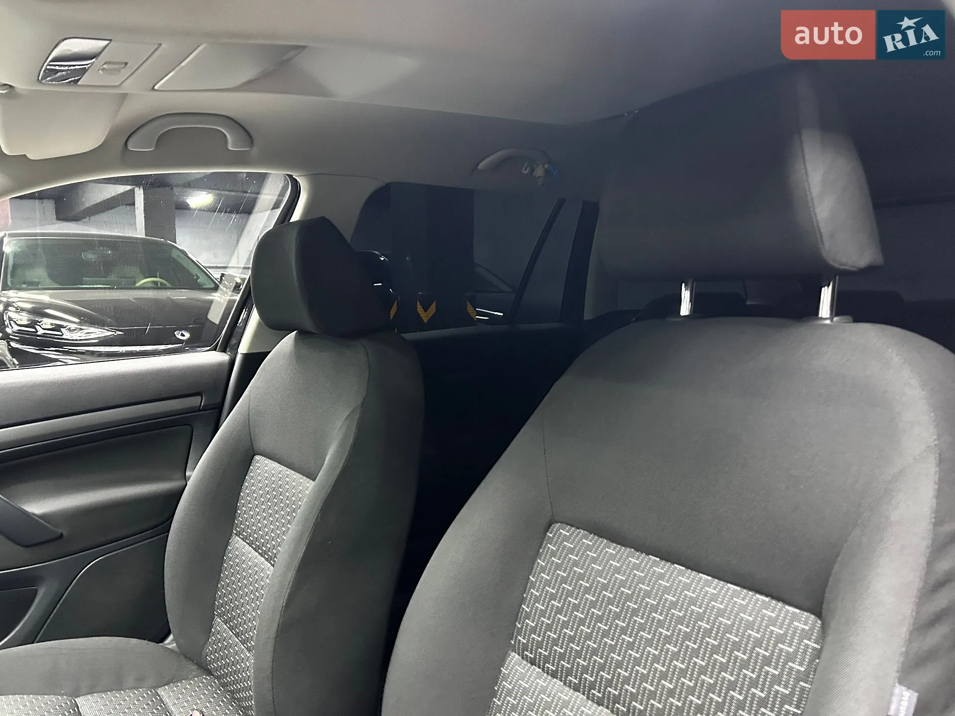 2011 Skoda Octavia - мініатюра 11