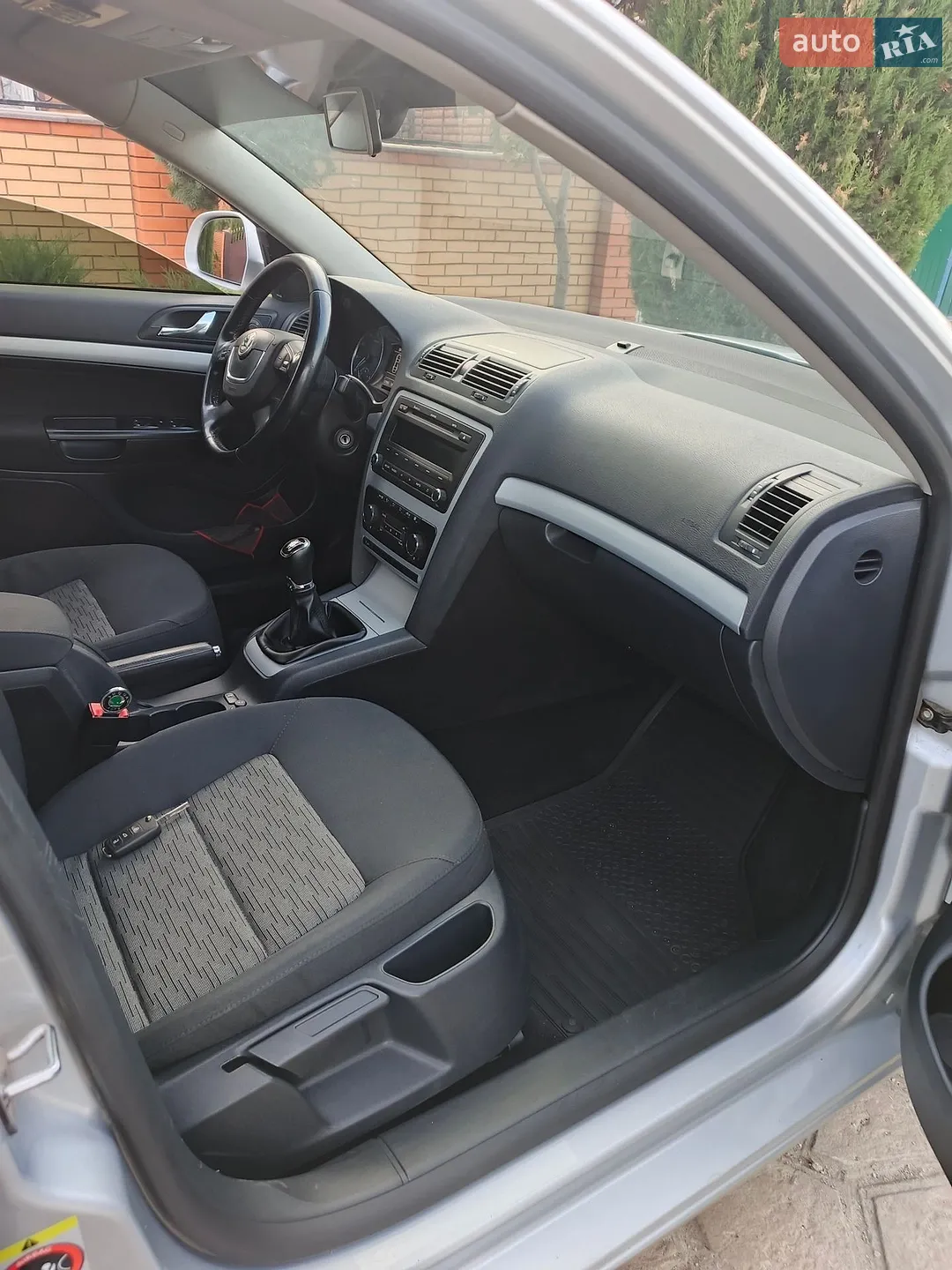 2011 Skoda Octavia - мініатюра 9