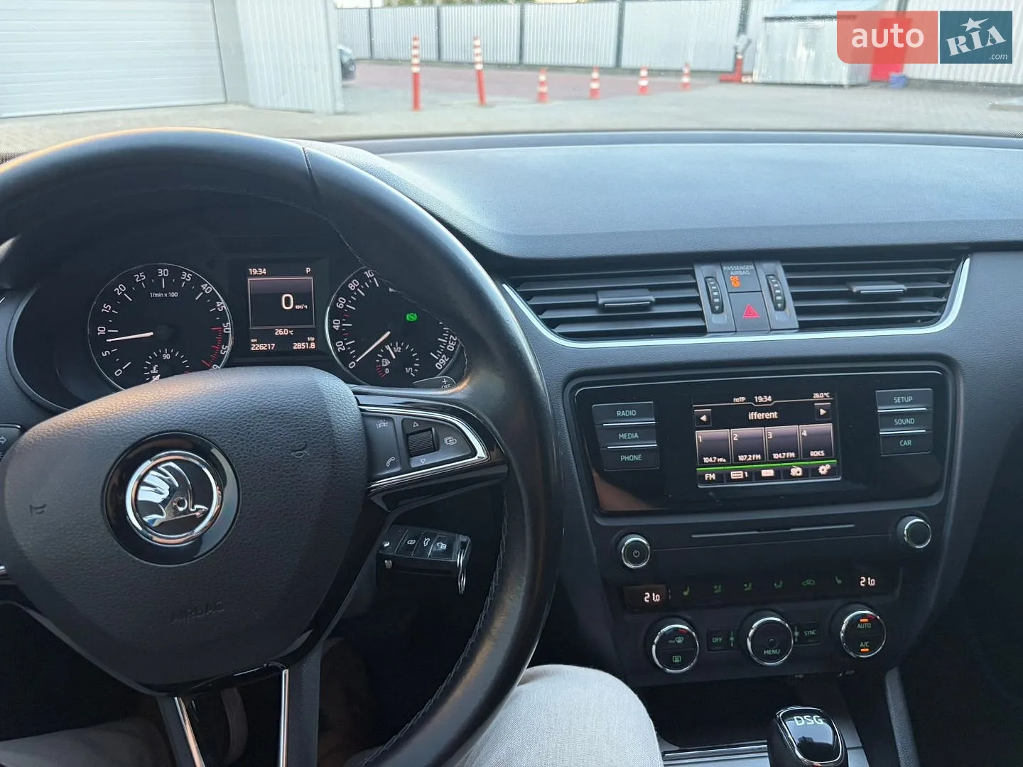 2016 Skoda Octavia - мініатюра 18
