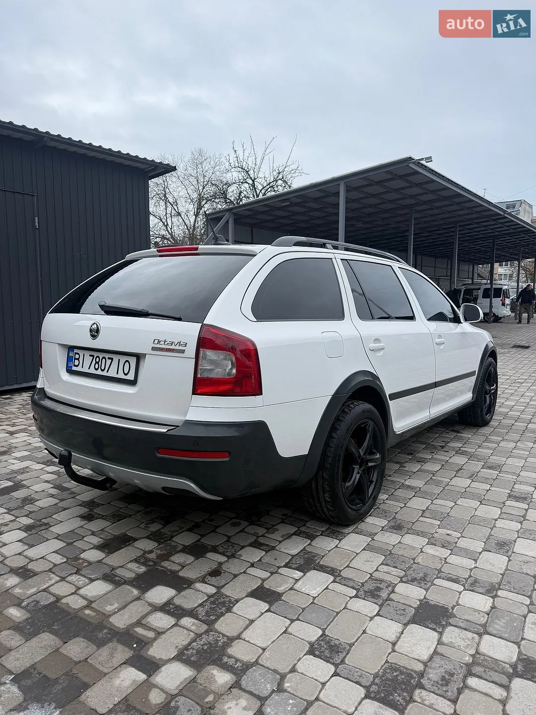 2010 Skoda Octavia - мініатюра 4