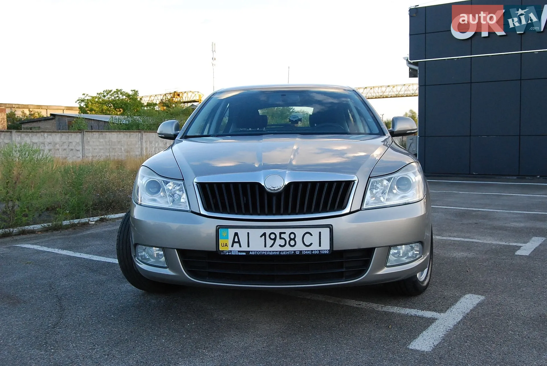 2010 Skoda Octavia - мініатюра 2
