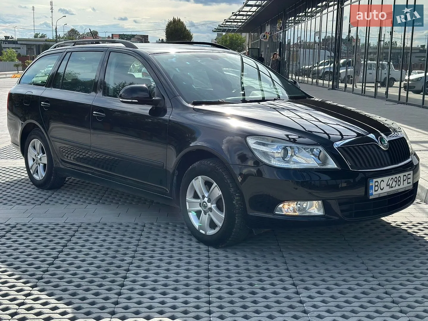 2011 Skoda Octavia - мініатюра 16