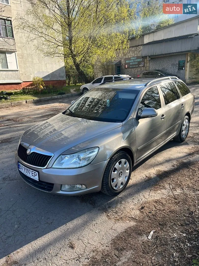 2010 Skoda Octavia - мініатюра 4