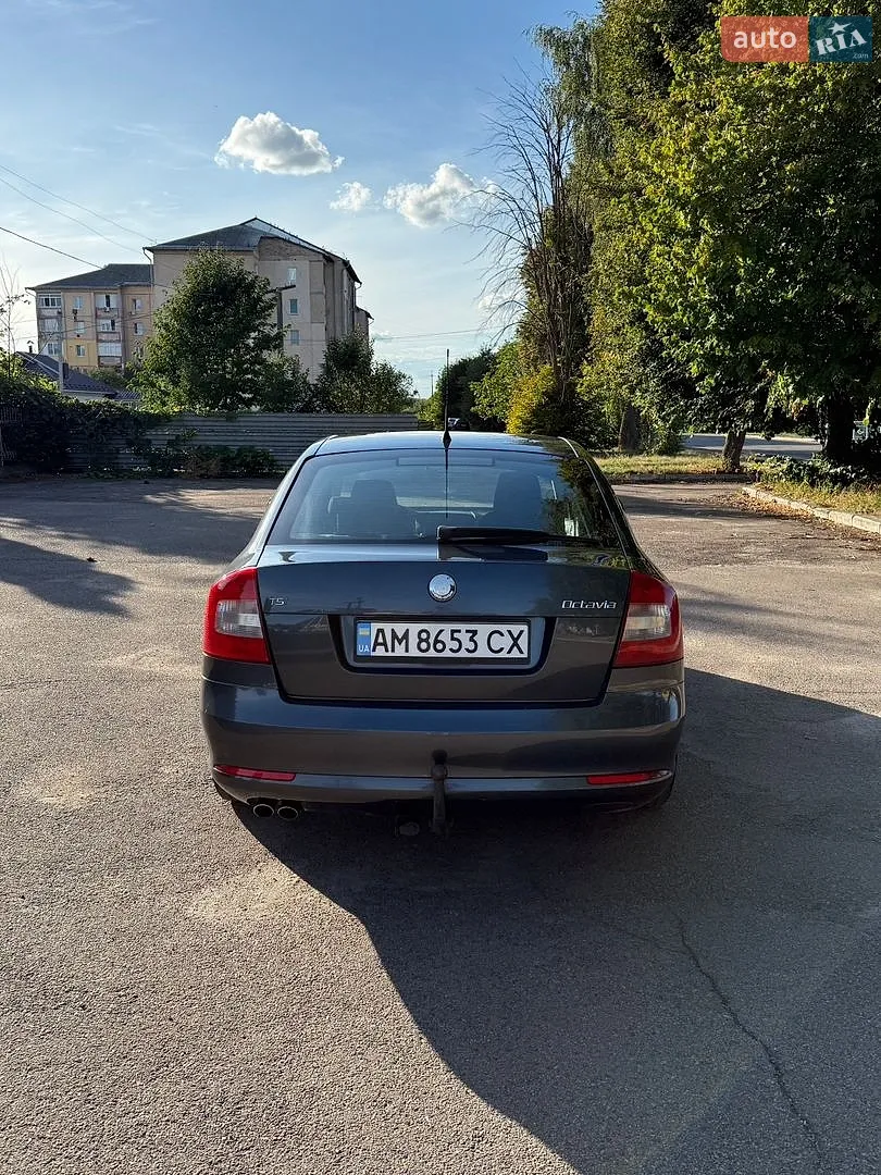 2010 Skoda Octavia - мініатюра 5
