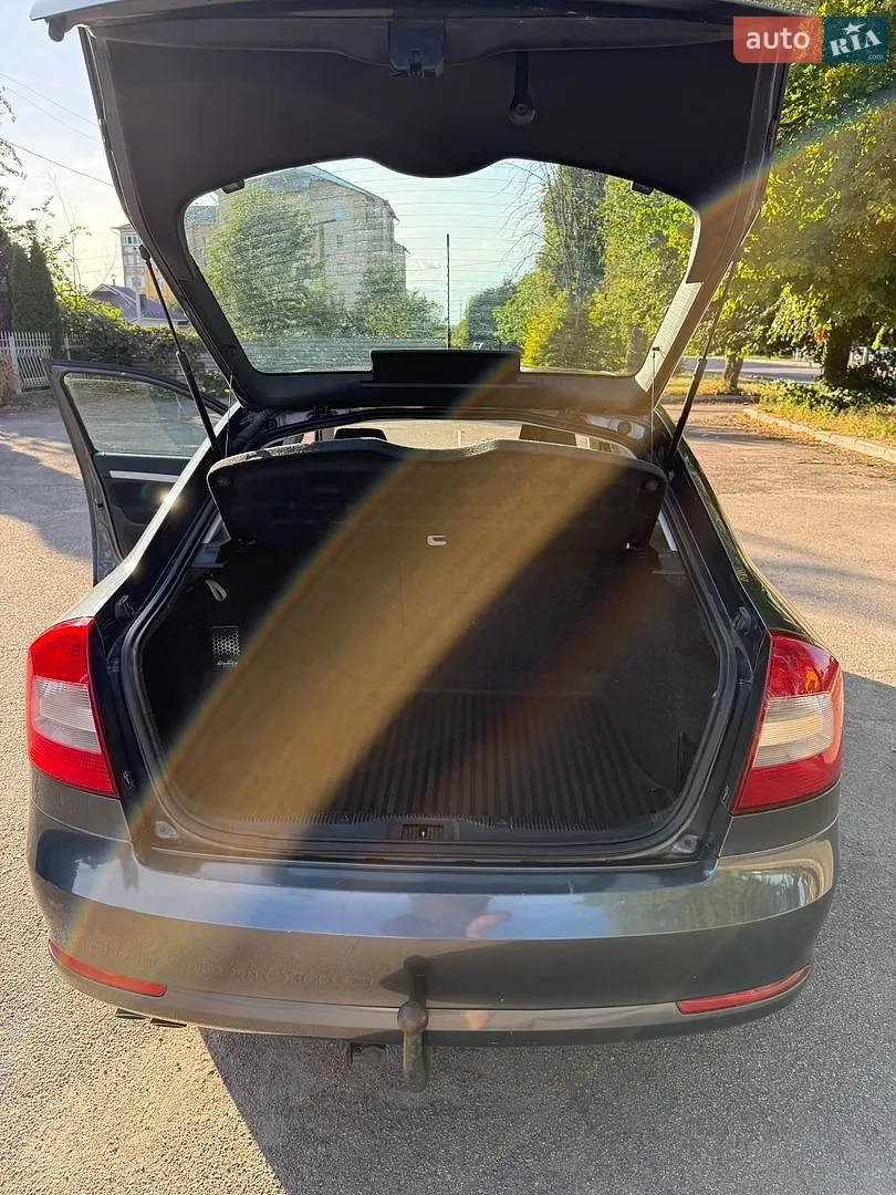 2010 Skoda Octavia - мініатюра 22
