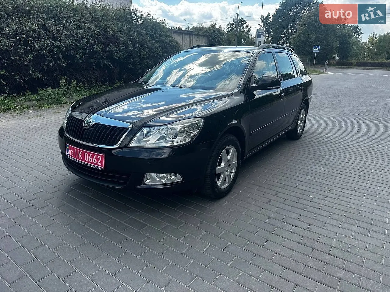 2010 Skoda Octavia - мініатюра 3