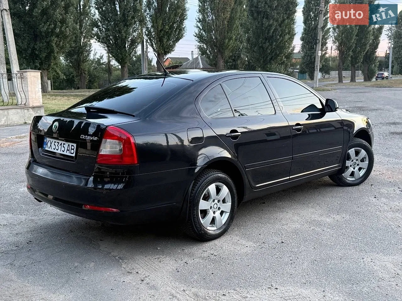 2011 Skoda Octavia - мініатюра 12
