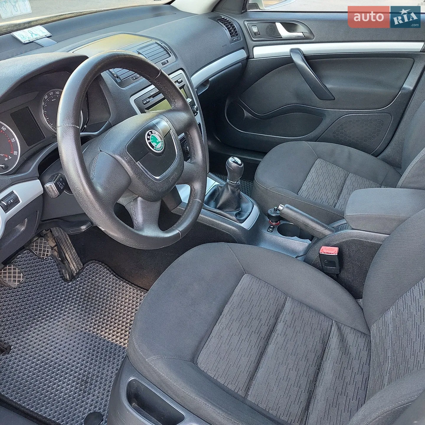 2011 Skoda Octavia - мініатюра 13