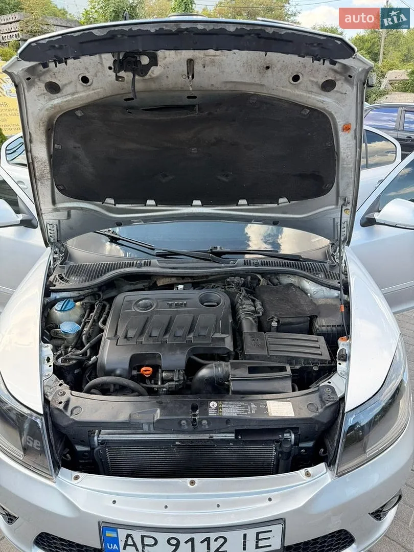 2010 Skoda Octavia - мініатюра 16