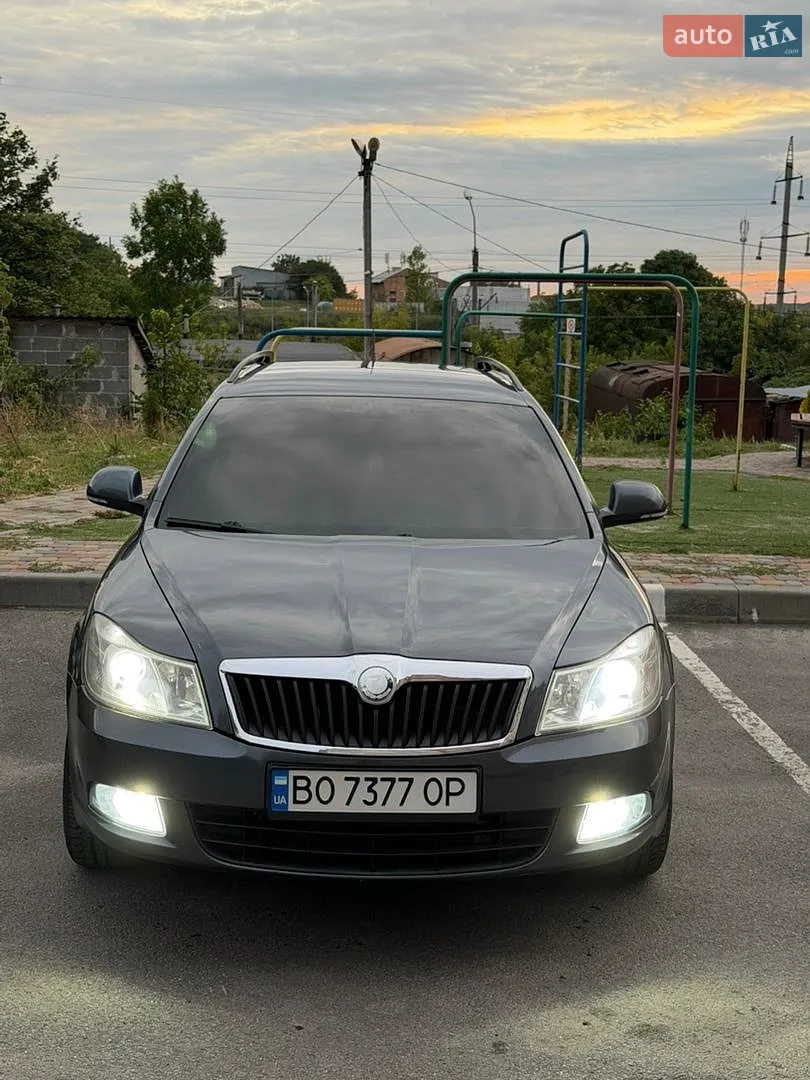 2010 Skoda Octavia - мініатюра 11