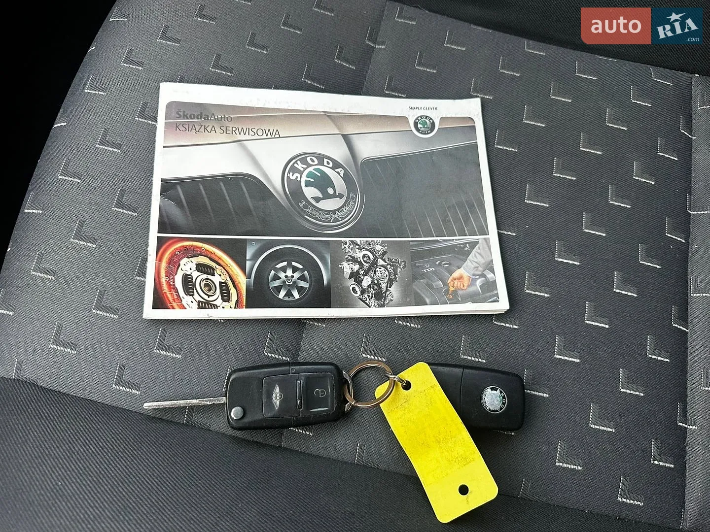2010 Skoda Octavia - мініатюра 23