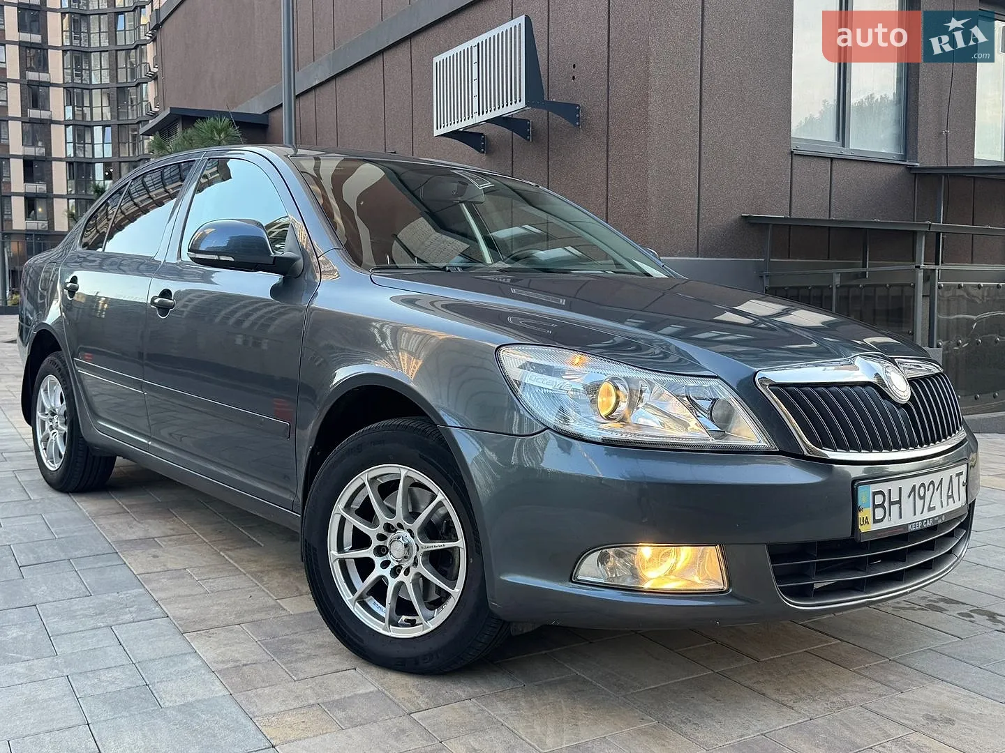 2010 Skoda Octavia - мініатюра 5