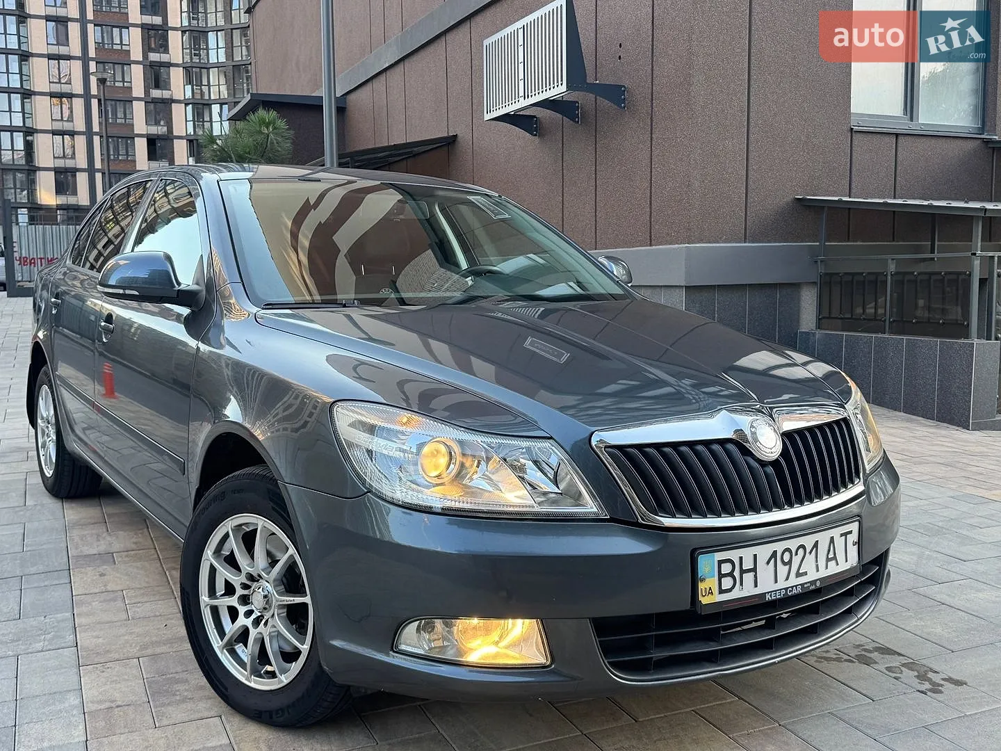 2010 Skoda Octavia - мініатюра 14