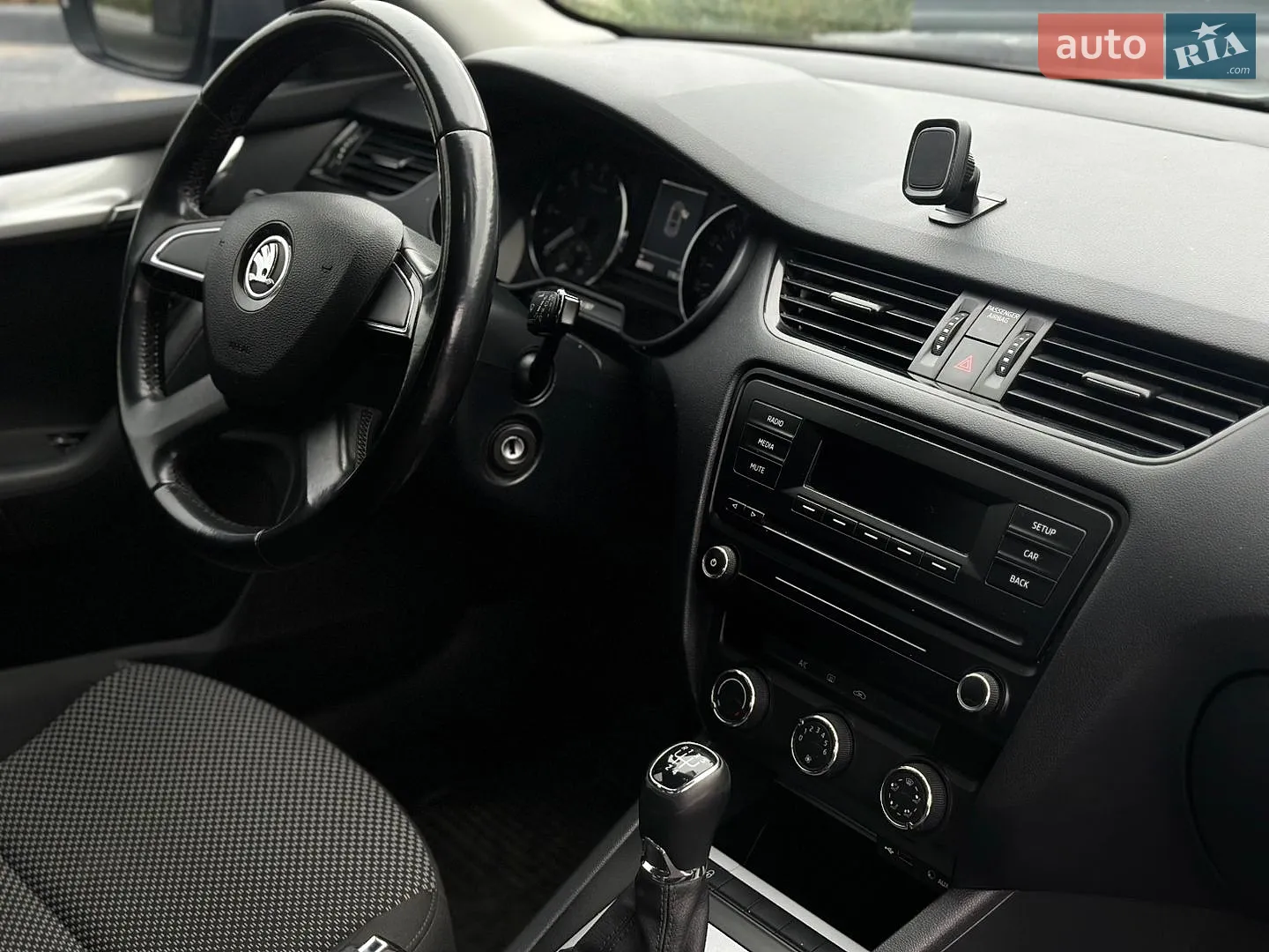 2013 Skoda Octavia - мініатюра 27