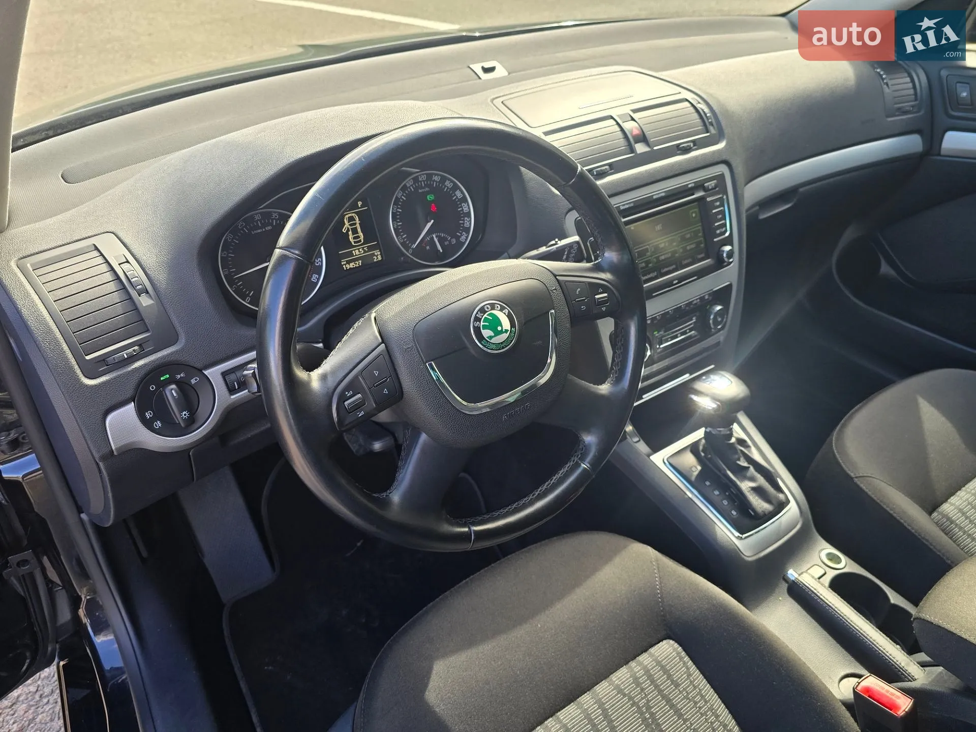 2010 Skoda Octavia - мініатюра 22