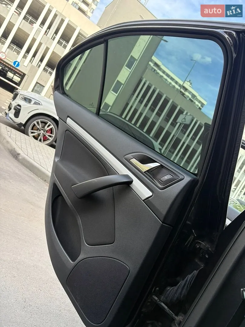 2011 Skoda Octavia - мініатюра 15