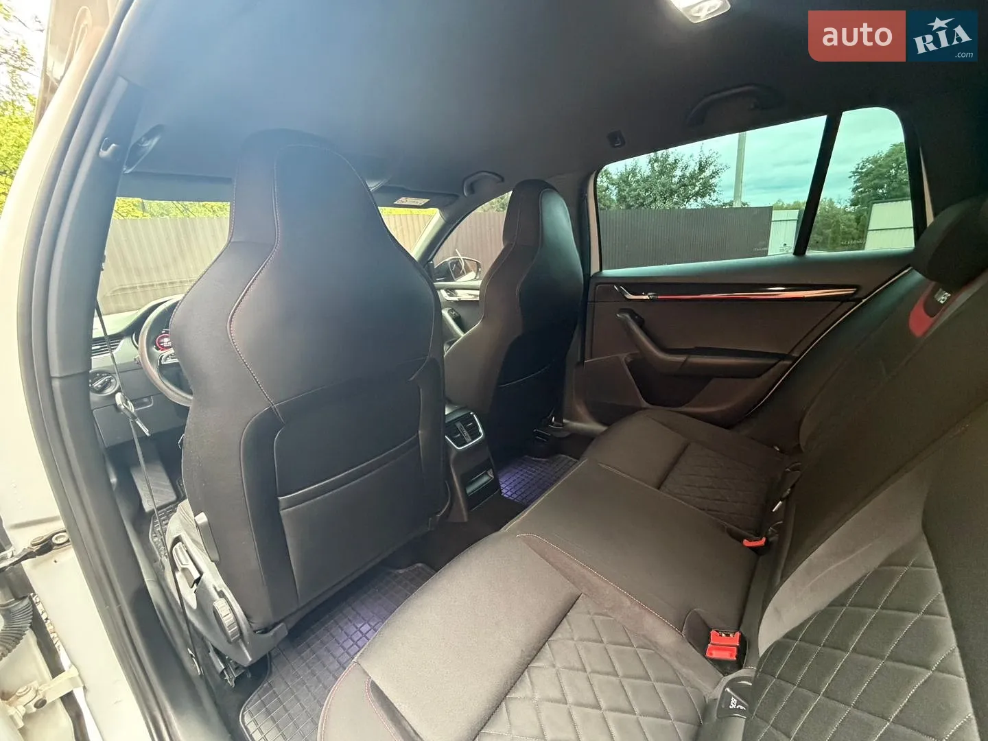 2019 Skoda Octavia - мініатюра 12