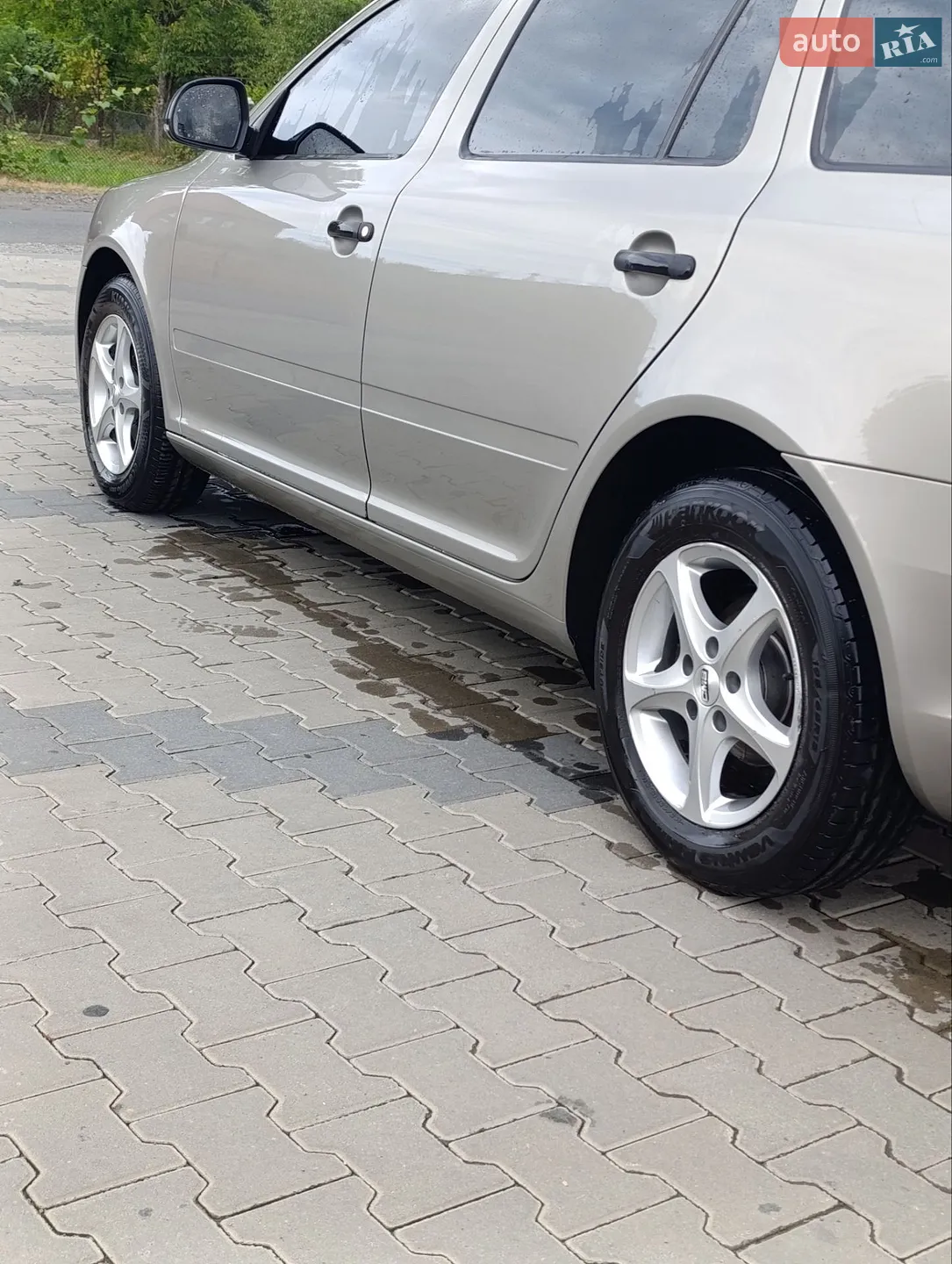 2010 Skoda Octavia - мініатюра 8