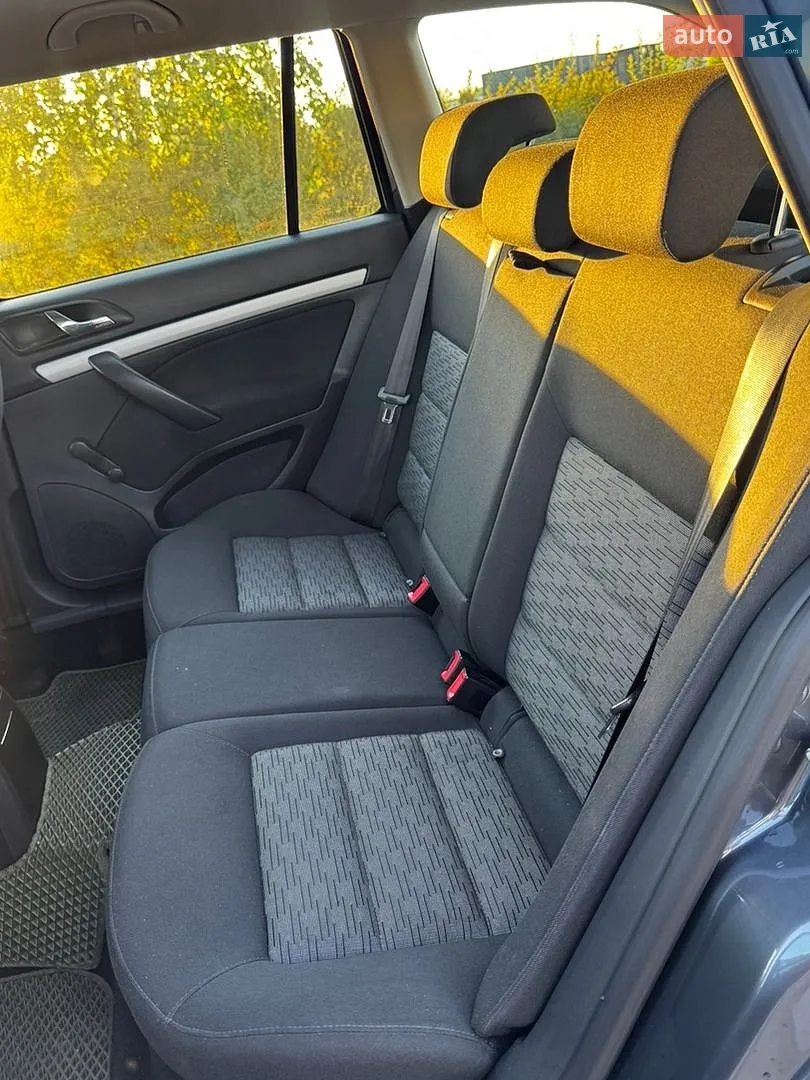 2011 Skoda Octavia - мініатюра 12