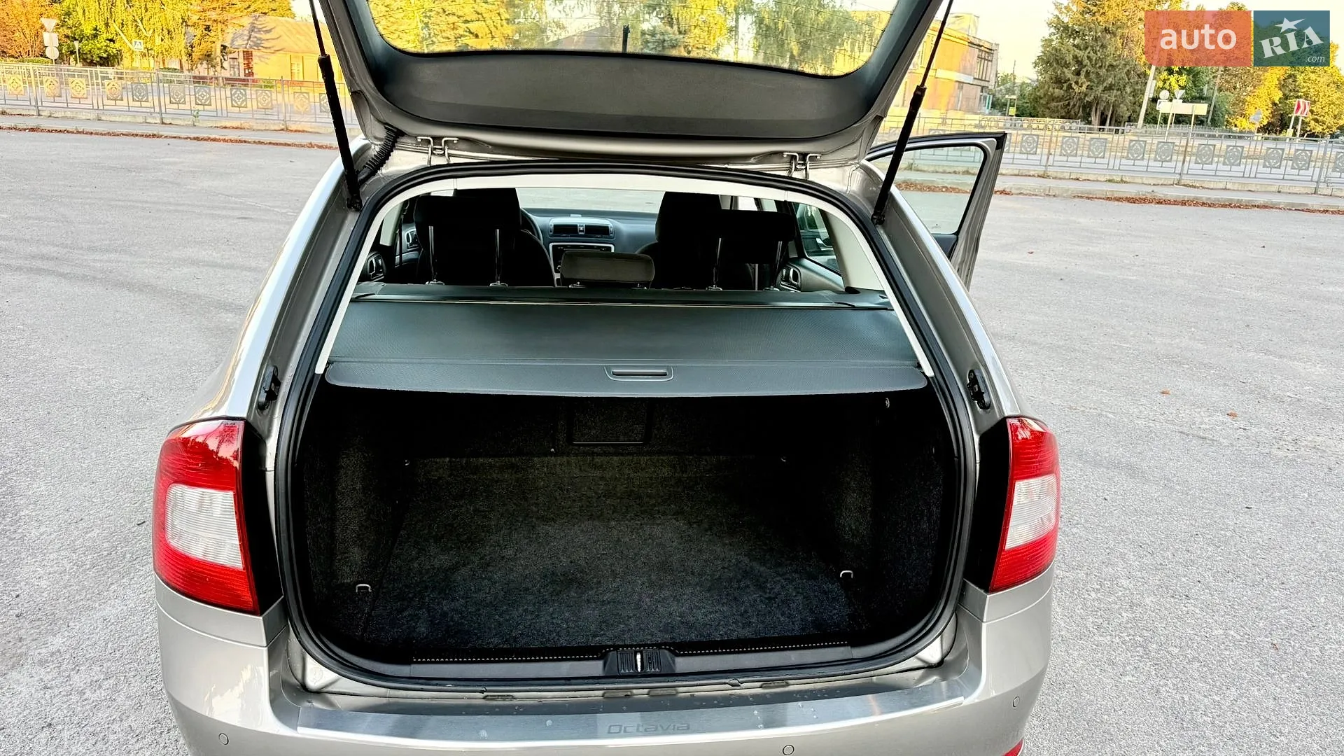 2011 Skoda Octavia - мініатюра 11