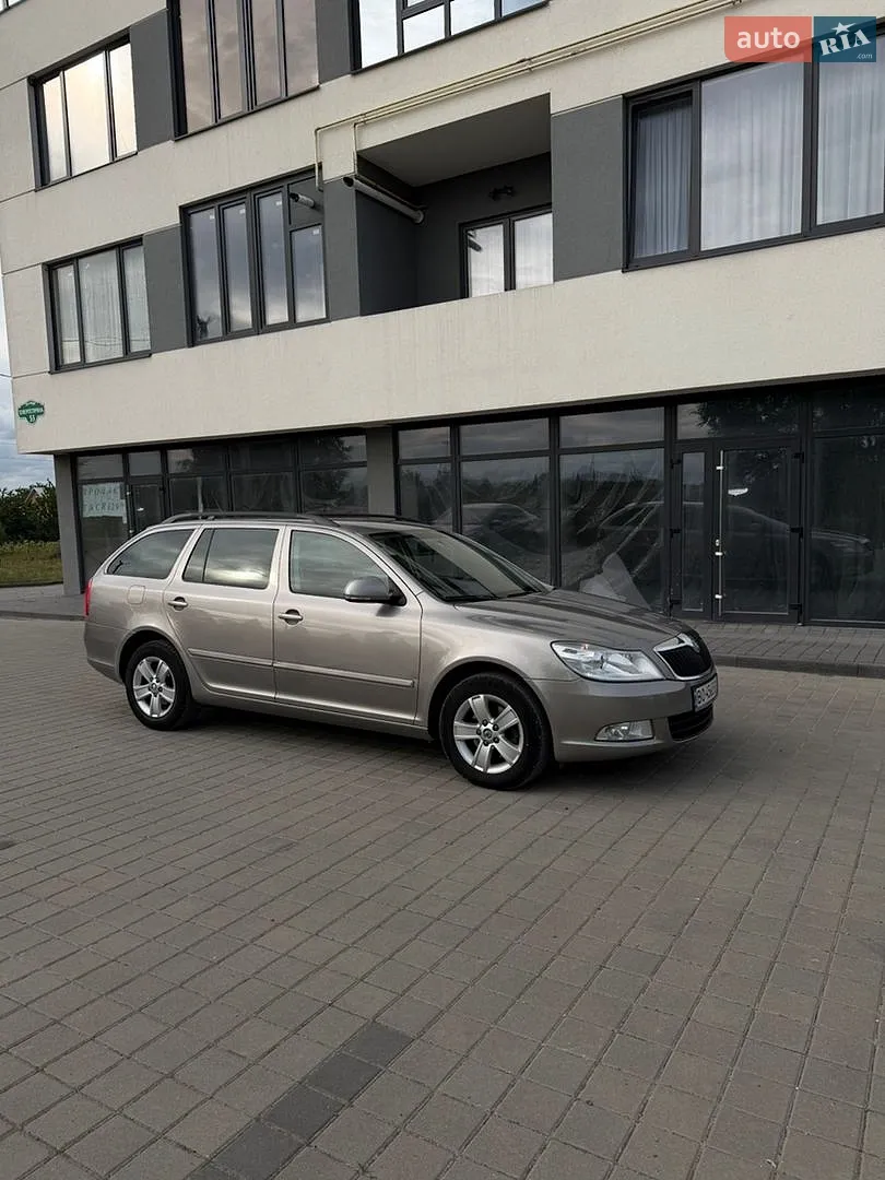 2011 Skoda Octavia - мініатюра 11