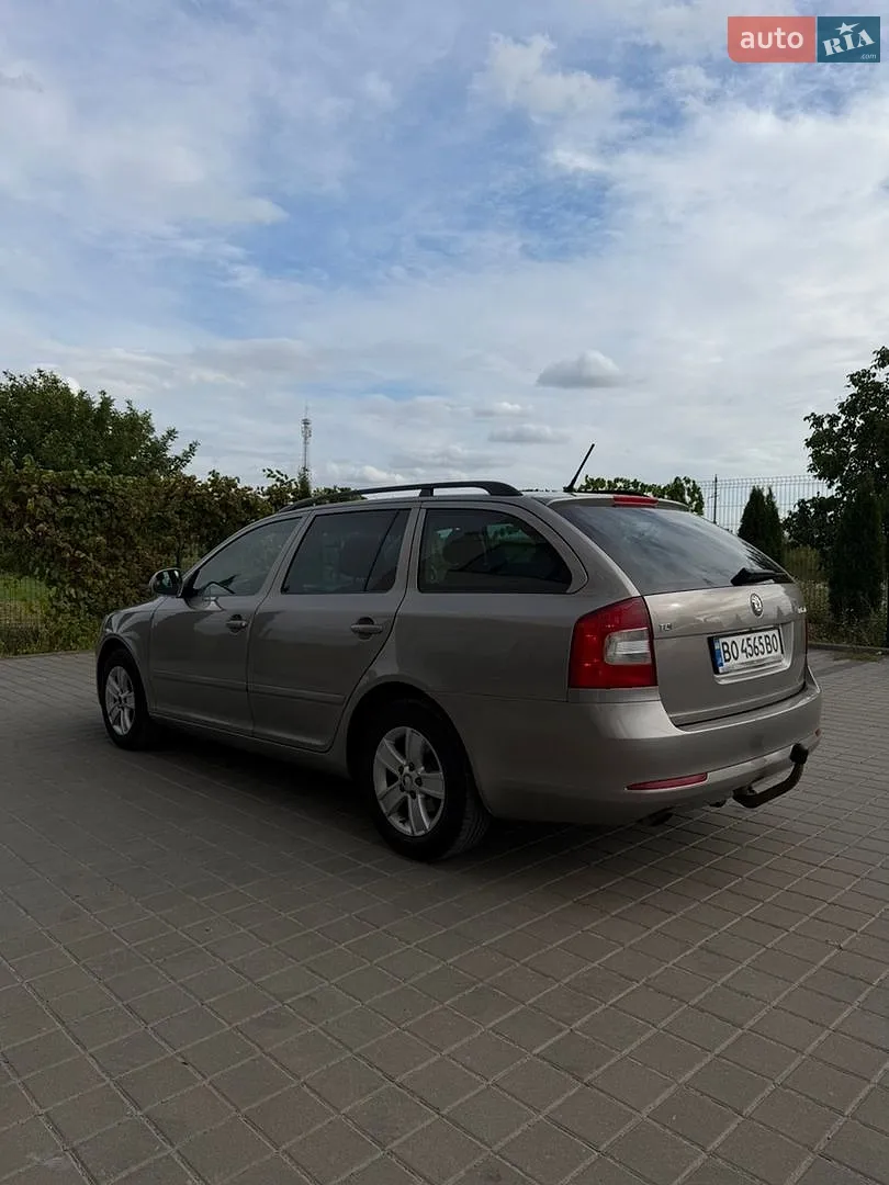 2011 Skoda Octavia - мініатюра 16