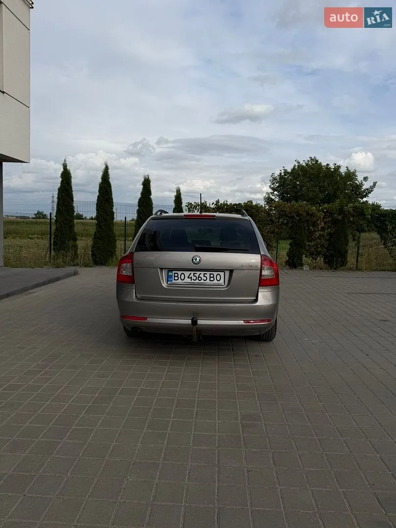 2011 Skoda Octavia - мініатюра 18