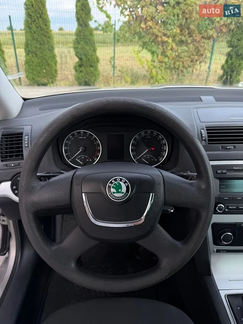2011 Skoda Octavia - мініатюра 23