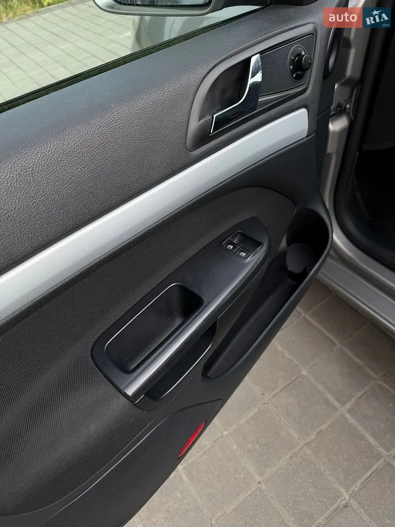 2011 Skoda Octavia - мініатюра 27