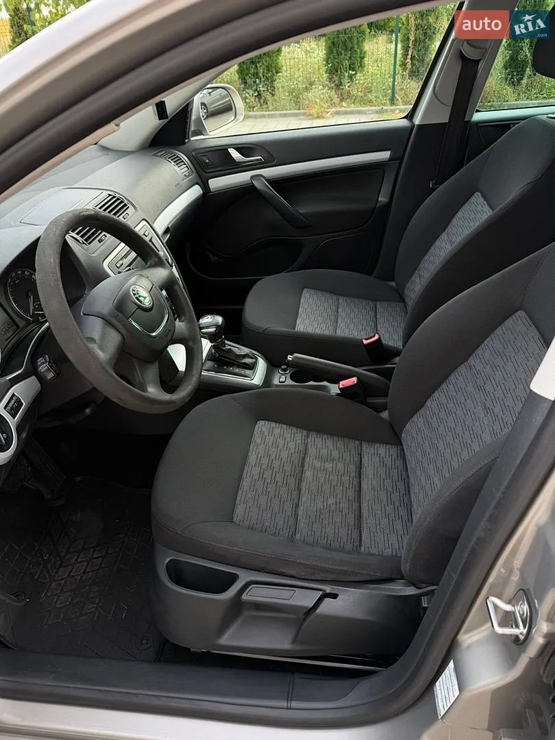 2011 Skoda Octavia - мініатюра 28