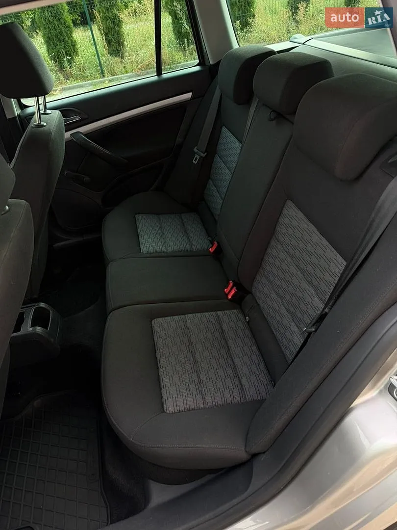 2011 Skoda Octavia - мініатюра 30