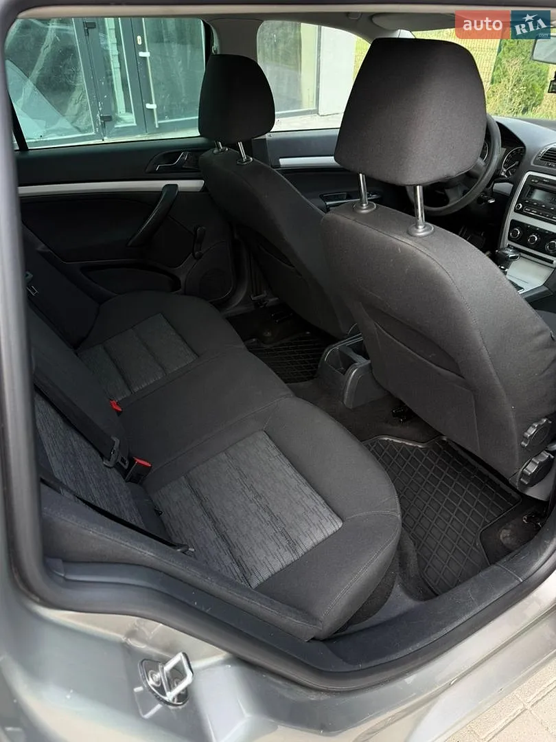 2011 Skoda Octavia - мініатюра 34