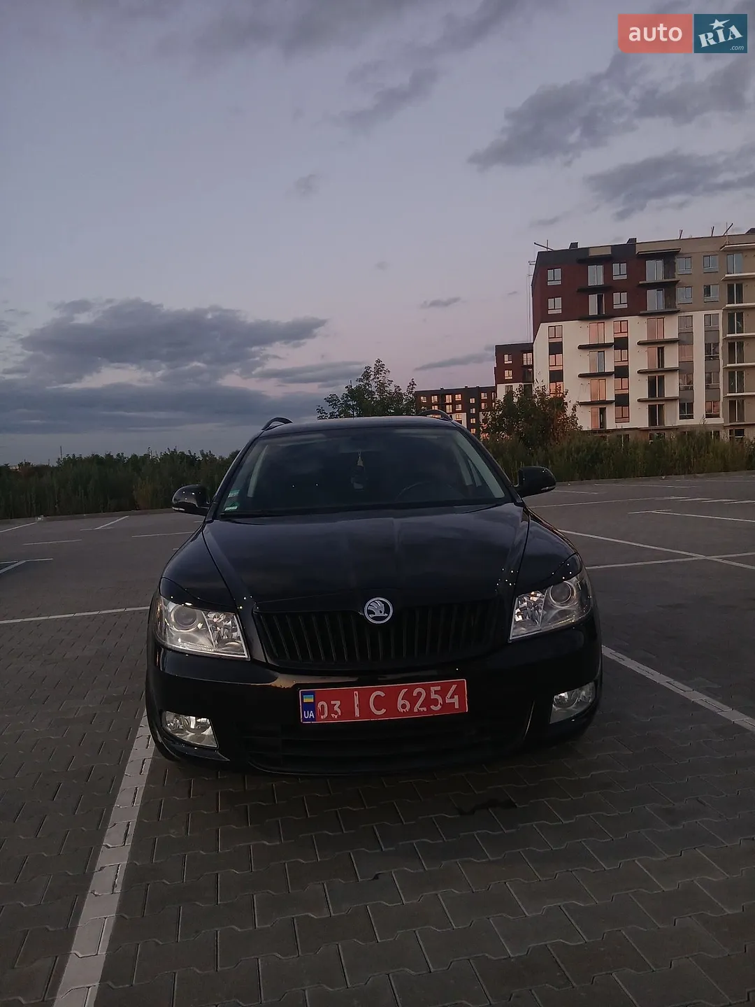 2010 Skoda Octavia - мініатюра 13