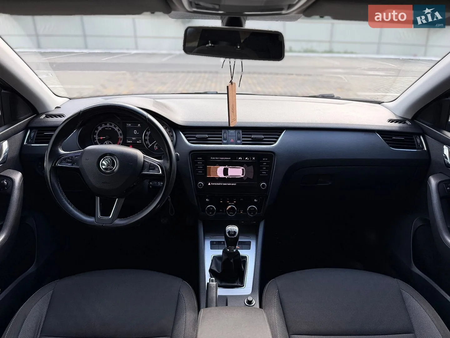 2017 Skoda Octavia - мініатюра 38