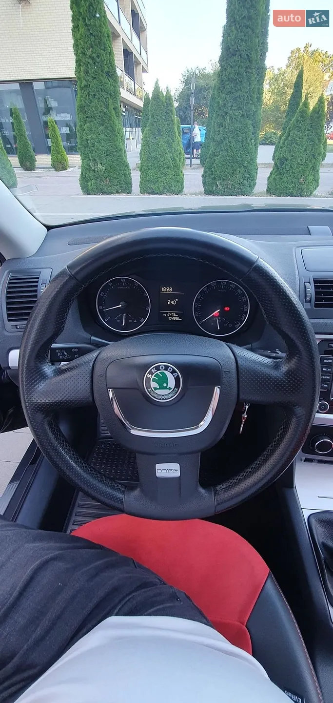 2011 Skoda Octavia - мініатюра 17