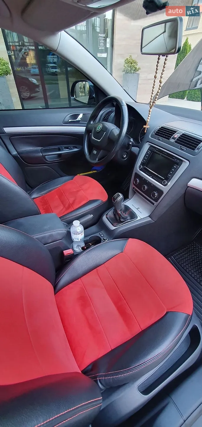 2011 Skoda Octavia - мініатюра 30