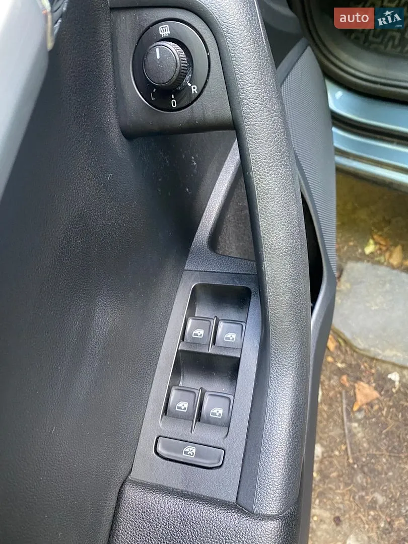 2019 Skoda Octavia - мініатюра 10