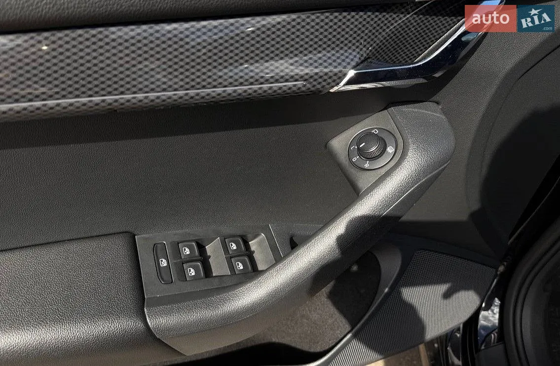 2019 Skoda Octavia - мініатюра 10