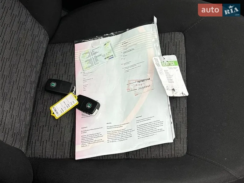 Лифтбек Skoda Octavia 2010 в Красилове документ