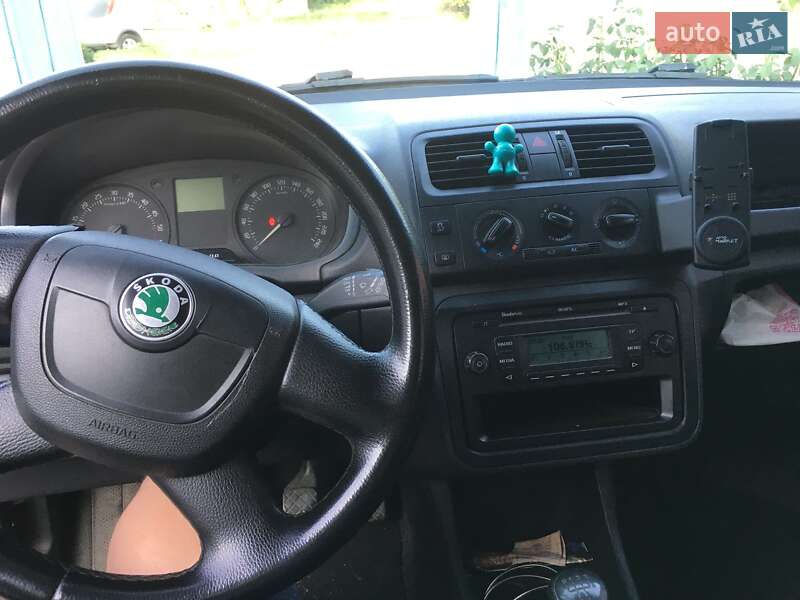 Універсал Skoda Praktik 2010 в Кам'янському