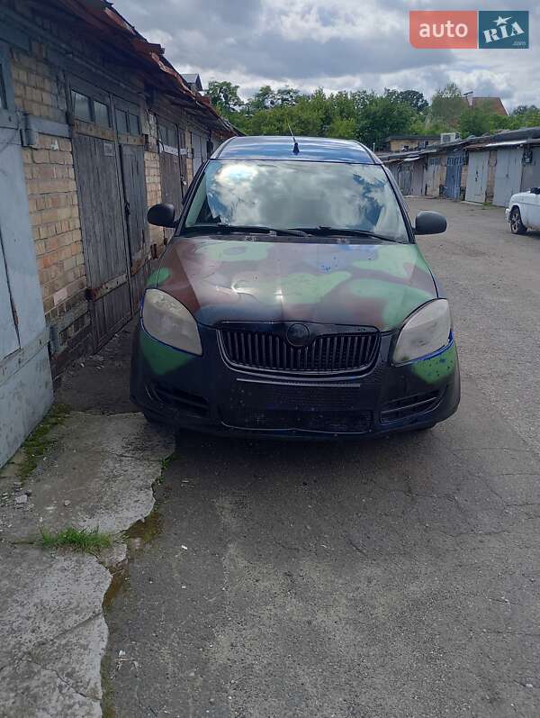 Универсал Skoda Praktik 2008 в Киеве фото 3 Универсал Skoda Praktik 2008 в Киеве