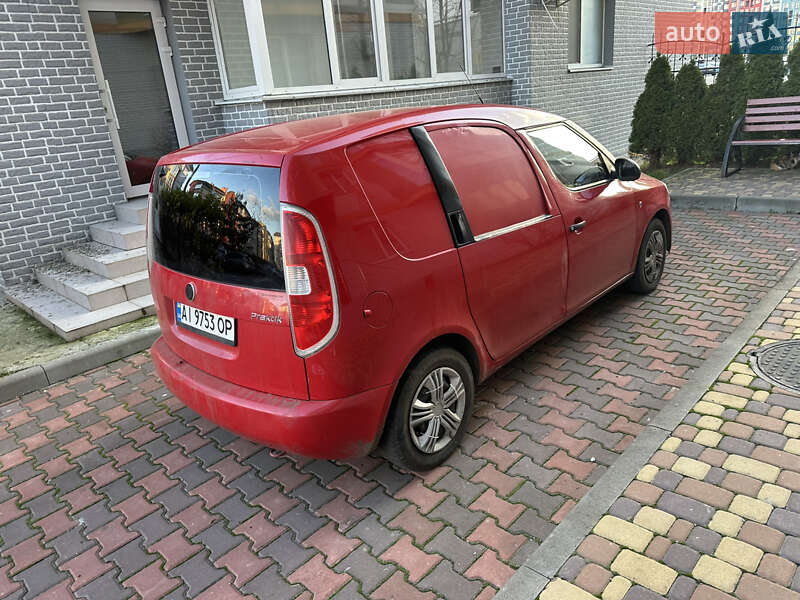 Вантажний фургон Skoda Praktik 2008 в Києві