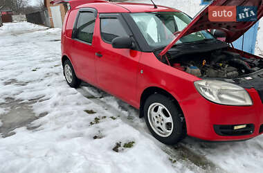 Вантажопасажирський фургон Skoda Praktik 2008 в Києві