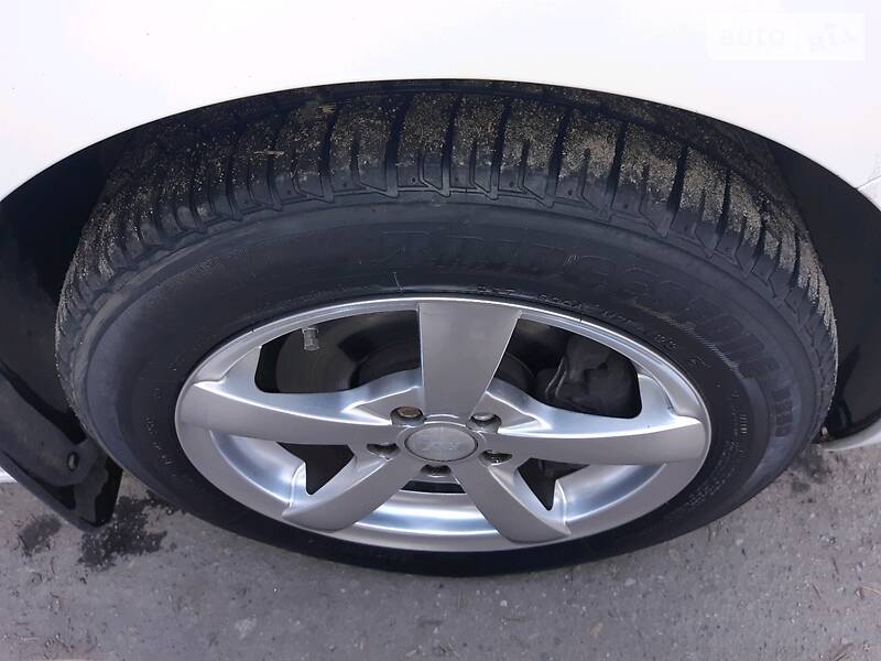 Ліфтбек Skoda Rapid 2013 в Дніпрі