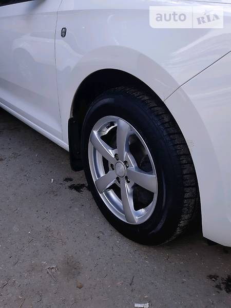 Ліфтбек Skoda Rapid 2013 в Дніпрі