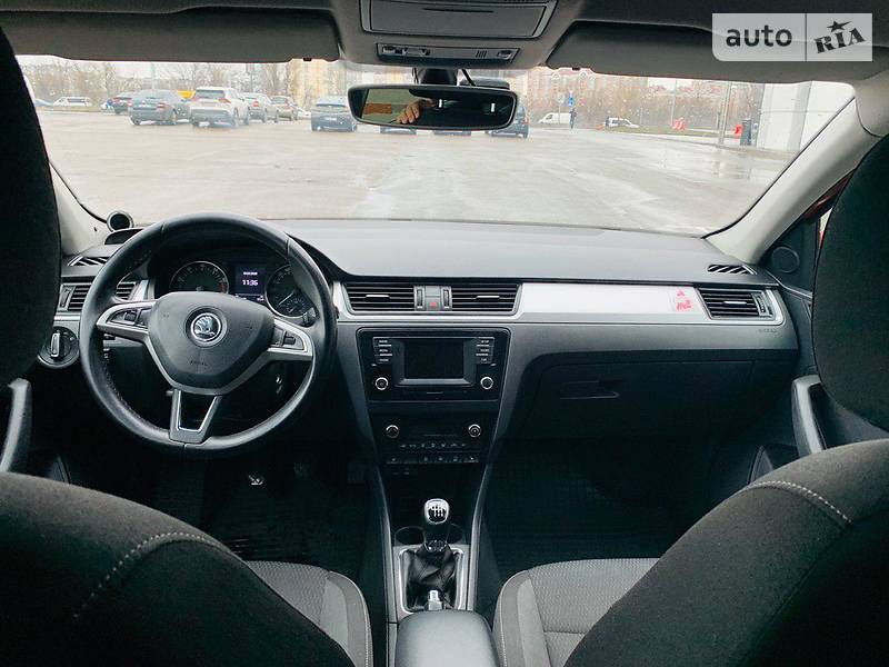 Хетчбек Skoda Rapid 2015 в Києві