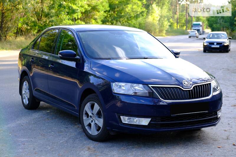 Седан Skoda Rapid 2015 в Киеве