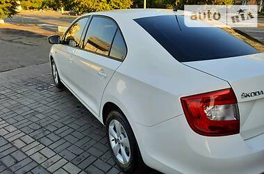 Лифтбек Skoda Rapid 2013 в Кропивницком